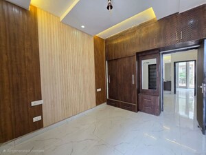 3 BHK Apartment For Sale in Pir Machalla