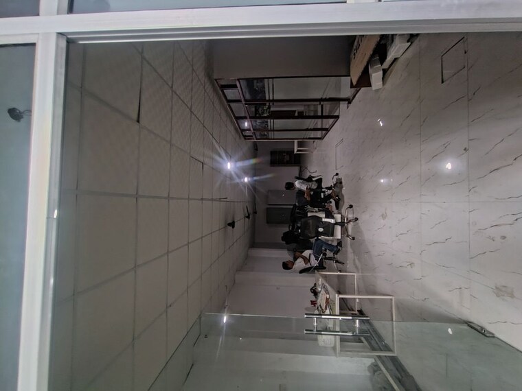 Bathroom, vibhuti khand Commercial Office Space in IT/SEZ 1200 Sq.Ft. In Vibhuti Khand Lucknow 10550236