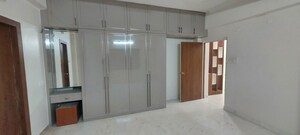 Room in 3 BHK Apartment at Candeur 40, Miyapur – for Rent