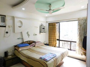 Bedroom in 3 BHK Apartment at Santacruz West – for Sale