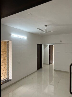 Room in 2 BHK Apartment at Goel Ganga Amber, Tathawade – for Rent
