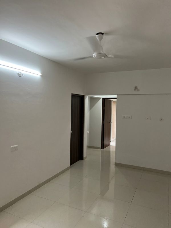 2 BHK 800 Sq.Ft. Apartment in Goel Ganga Amber