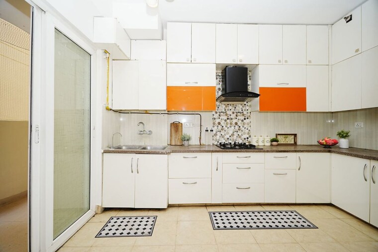 Kitchen, purvanchal-royal-city 3.5 Bedroom 1957 Sq.Ft. Apartment In Chi V Greater Noida Greater Noida 10551926