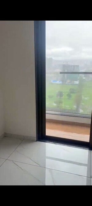 Room in 3 BHK Apartment at Kohinoor Sapphire, Tathawade – for Rent