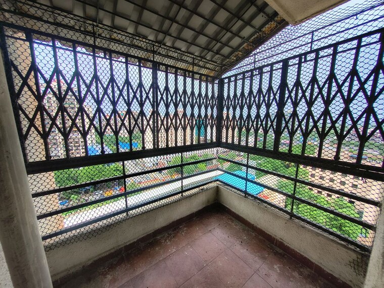 Balcony, gajra-bhoomi-tower 3 Bedroom 1800 Sq.Ft. Apartment In Kharghar Navi Mumbai 10551947