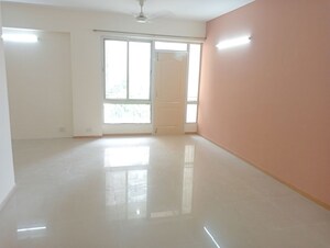 Room in 3 BHK Apartment at Unitech Uniworld Gardens 2, Sector 47 – for Rent
