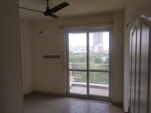 Room in 2.5 BHK Apartment at BPTP Park Prime, Sector 66 – for Rent