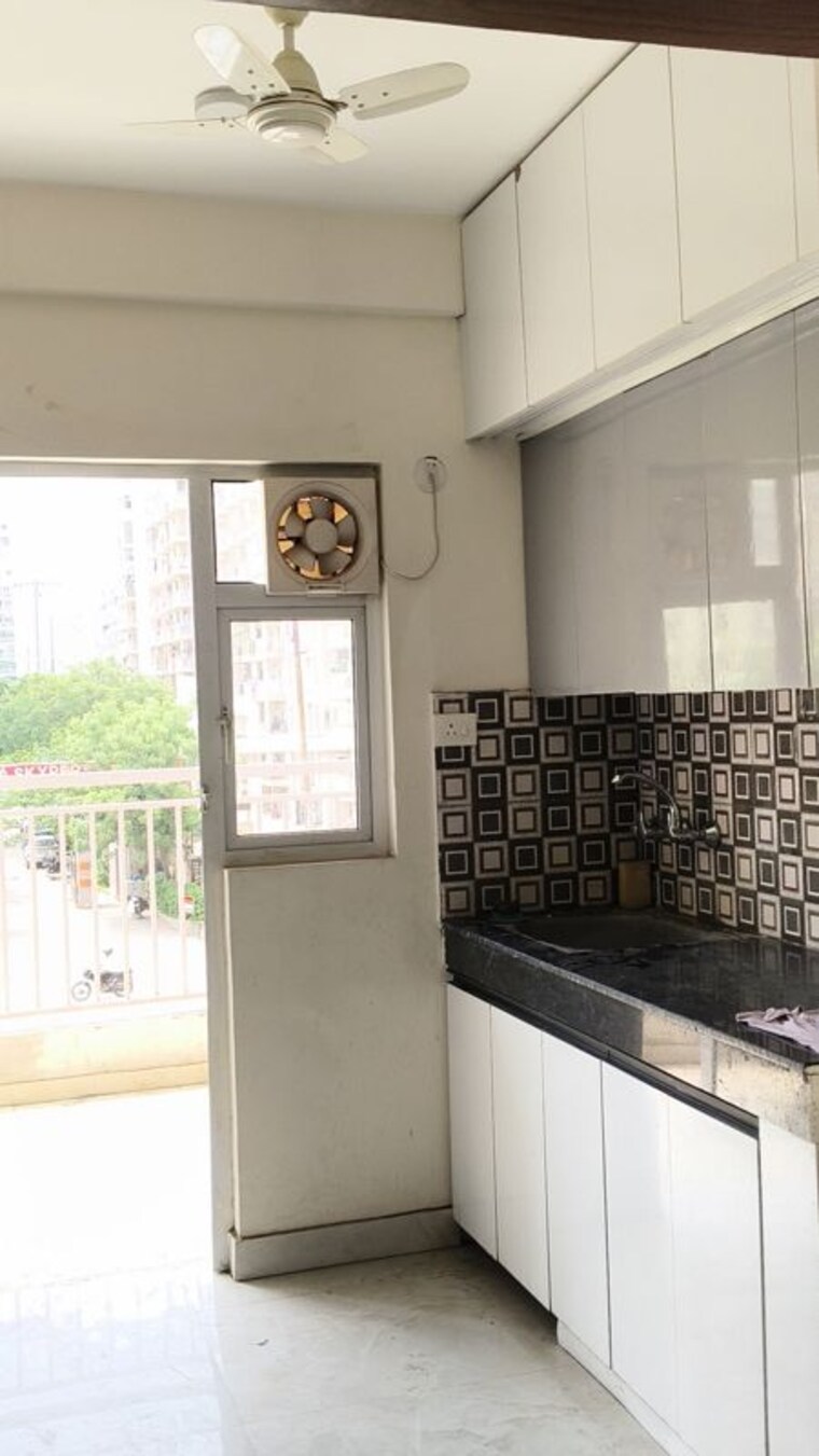 Kitchen, vvip-mangal 3 Bedroom 1650 Sq.Ft. Apartment In Raj Nagar Extension Ghaziabad 10551990