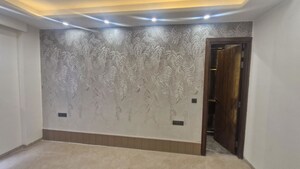 Room in 4 BHK Builder Floor at Sector 23 – for Rent