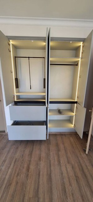 Furnished Amenities in 3 BHK Apartment at Pareena Micasa, Sector 68 – for Rent