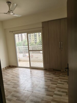 Room in 3 BHK Apartment at VVIP Mangal, Raj Nagar Extension – for Sale