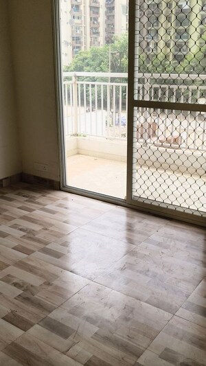Room in 3 BHK Apartment at VVIP Mangal, Raj Nagar Extension – for Sale