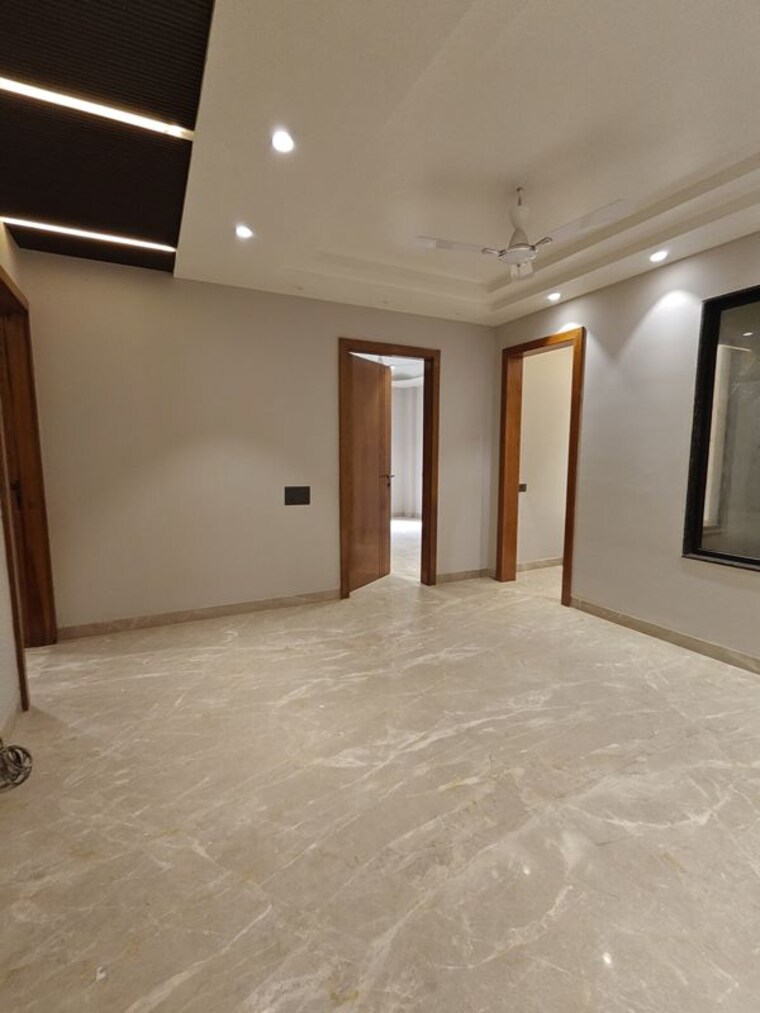 Room, whispering-meadows 3 Bedroom 215 Sq.Yd. Builder Floor In Sector 43 Gurgaon 10552038