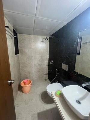 2 BHK Apartment For Rent in Dosti West County, Balkum Pada