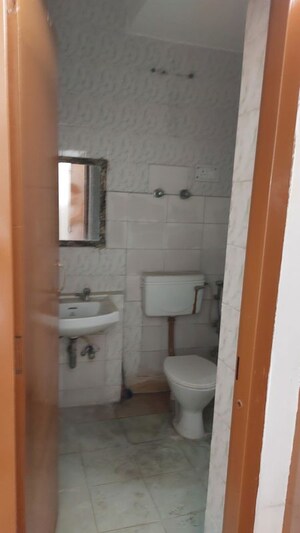 Bathroom in 3 BHK Builder Floor at Sector 21 – for Rent
