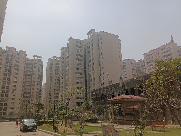 Exterior View, amrapali-silicon-city 2.5 Bedroom 1180 Sq.Ft. Apartment In Sector 76 Noida 10552089
