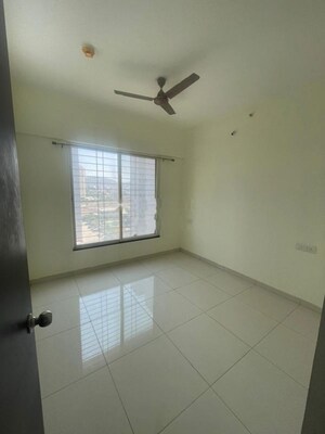 Room in 2 BHK Apartment at Kolte Patil Life Republic R 10, Hinjewadi – for Rent