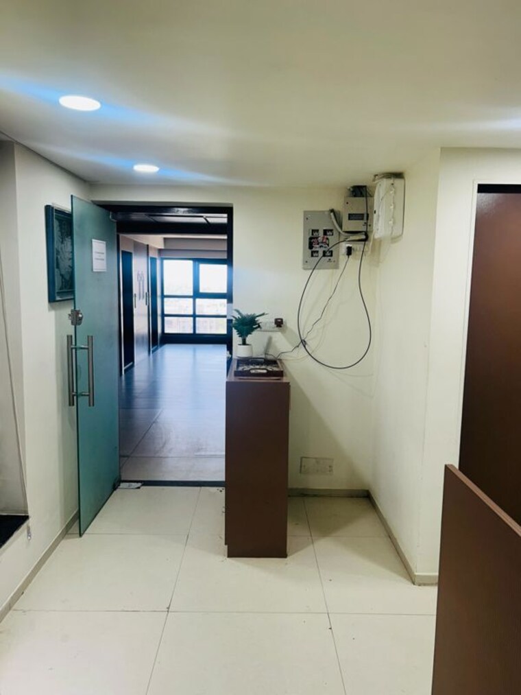 undefined, naranpura Commercial Office Space 814 Sq.Ft. In Naranpura Ahmedabad 10551696