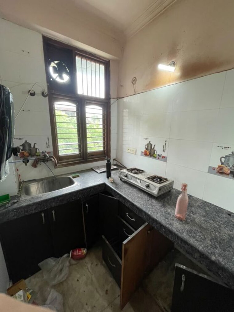 Kitchen, rwa-apartments-sector-47 2 Bedroom 112 Sq.Mt. Builder Floor In Sector 47 Noida 10552124