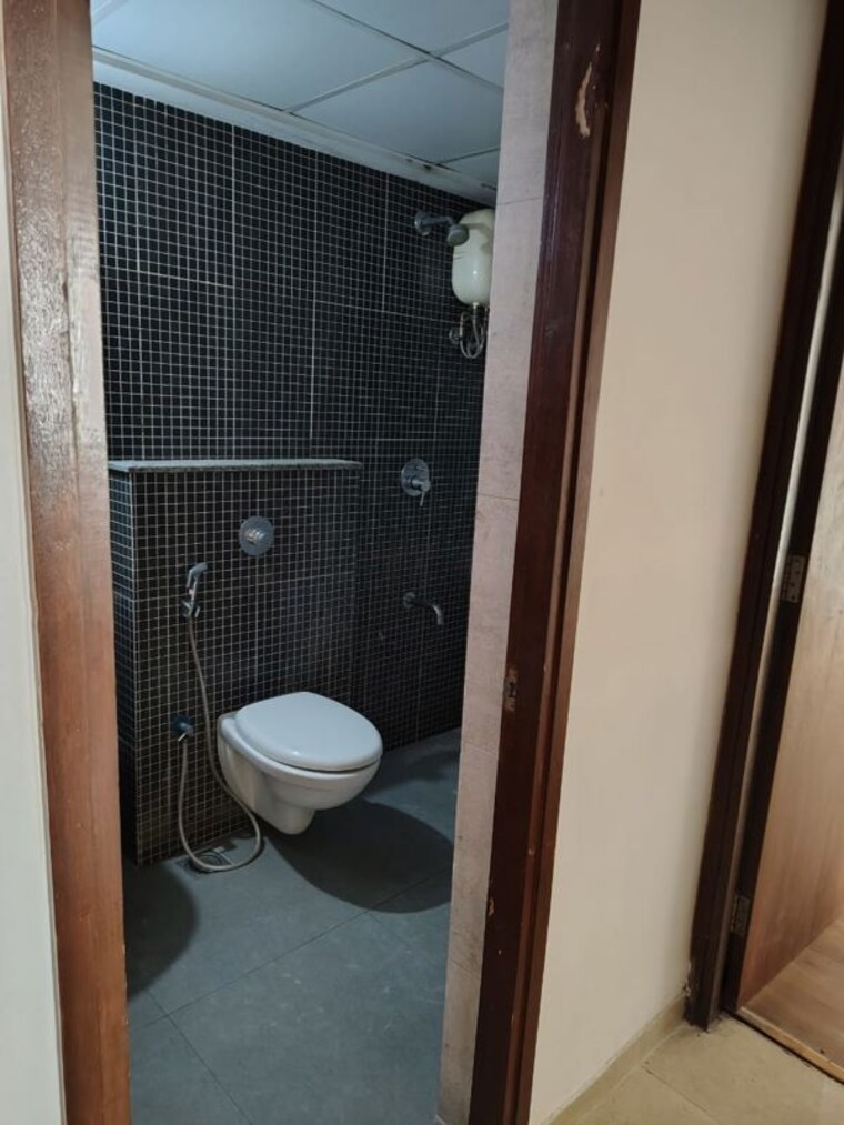 Bathroom, lodha-palava-city-lakeshore-greens 2 Bedroom 734 Sq.Ft. Apartment In Dombivli East Thane 10552106