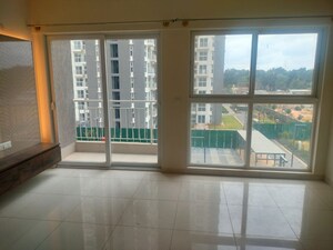 Room in 3 BHK Apartment at Godrej Ananda, Bagaluru – for Rent