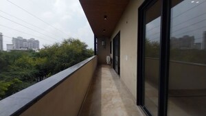 Balcony in 4 BHK Builder Floor at DLF City Phase IV, Dlf Phase iv – for Sale