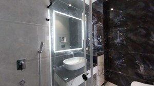 Bathroom in 4 BHK Builder Floor at DLF City Phase IV, Dlf Phase iv – for Sale