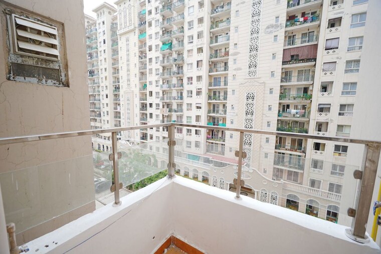 Exterior View, emenox-la-solara 3 Bedroom 1365 Sq.Ft. Apartment In Sector 16 Greater Noida Greater Noida 10551942