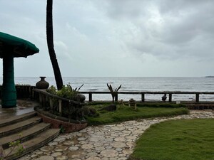 5 BHK Independent House For Sale in Versova