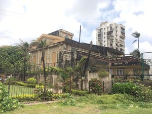 5 BHK Independent House – Exterior View View at Versova - for Sale