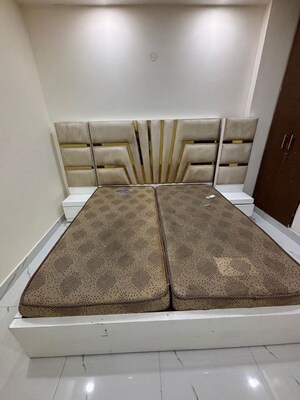 Room in 1 BHK Builder Floor at Freedom Fighters Vihar – for Rent