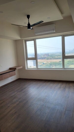 Room in 4 BHK Apartment at Adani M2K Oyster Grande, Sector 102 – for Rent