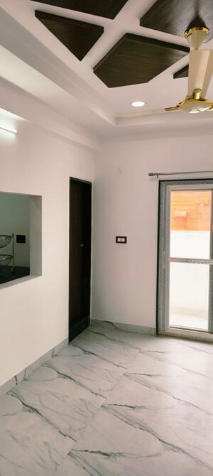 Room in 3 BHK Apartment at Abhyudaya Nagar – for Rent