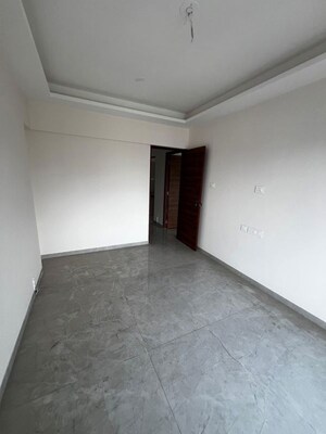 Room in 1 BHK Apartment at Je And Vee Om Trimurti, Malad East – for Rent