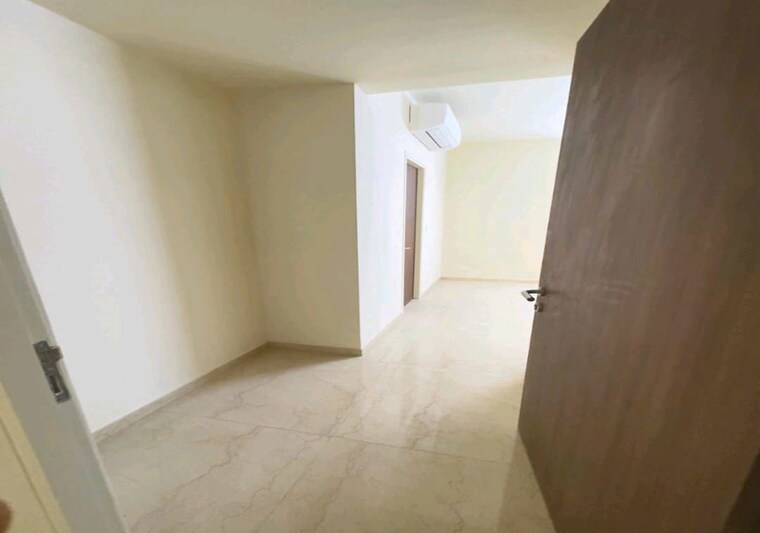Room, kolshet road 3 Bedroom 1160 Sq.Ft. Apartment In Kolshet Road Thane 10552296