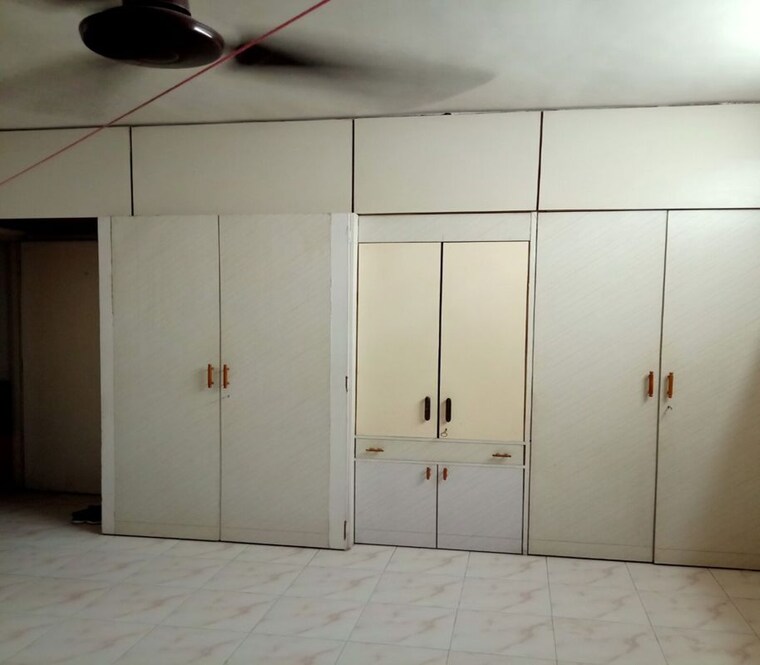 undefined, dadar east 1 Bedroom 330 Sq.Ft. Apartment In Dadar East Mumbai 10552364