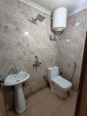 Bathroom in 1 BHK Builder Floor at Saket – for Rent