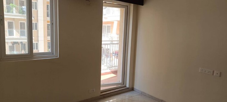 Room, gomti nagar 3 Bedroom 1375 Sq.Ft. Apartment In Gomti Nagar Lucknow 10552437