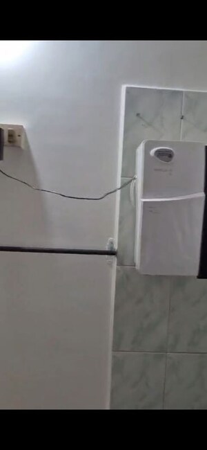 Furnished Amenities in 1 BHK Apartment at Prabhadevi – for Rent