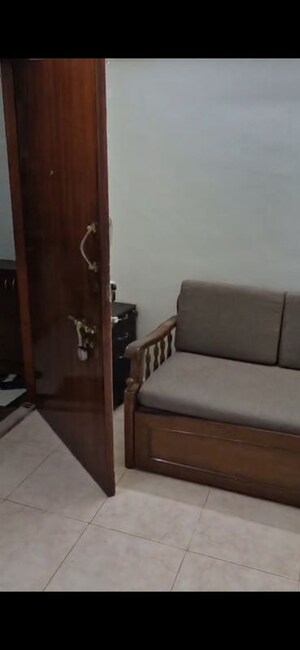Staircase in 1 BHK Apartment at Prabhadevi – for Rent