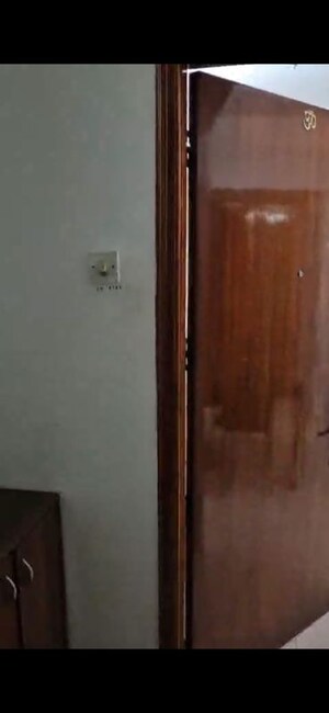 Furnished Amenities in 1 BHK Apartment at Prabhadevi – for Rent