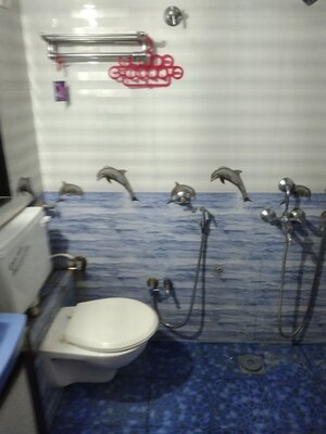 Bathroom in 1 BHK Apartment at Shivling Apartments Borivali, Borivali West – for Rent