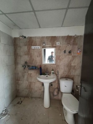 Bathroom in 2.5 BHK Apartment at Eros Sampoornam, Sector 2 Greater Noida – for Rent
