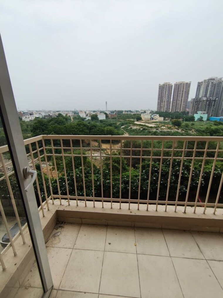 Balcony, eros-sampoornam 2.5 Bedroom 1060 Sq.Ft. Apartment In Sector 2 Greater Noida Greater Noida 10552486