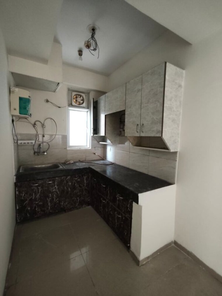 Kitchen, eros-sampoornam 2.5 Bedroom 1060 Sq.Ft. Apartment In Sector 2 Greater Noida Greater Noida 10552486