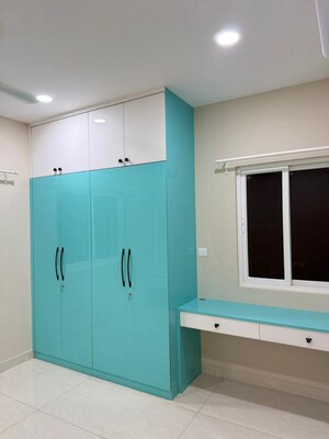 Room in 3 BHK Apartment at Prestige Beverly Hills, Kokapet – for Rent