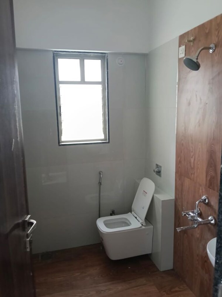Bathroom, warje 2 Bedroom 1050 Sq.Ft. Apartment In Warje Pune 10552531