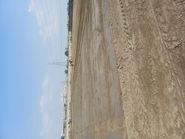 undefined, karnera village  50 Sq.Yd. Plot In Karnera Village Faridabad 10552540