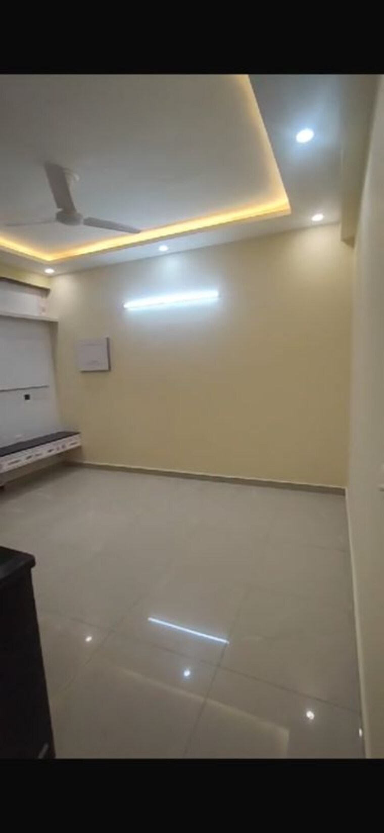 Room, pyramid-square-67a 2 Bedroom 710 Sq.Ft. Apartment In Sector 67 Gurgaon 10552549
