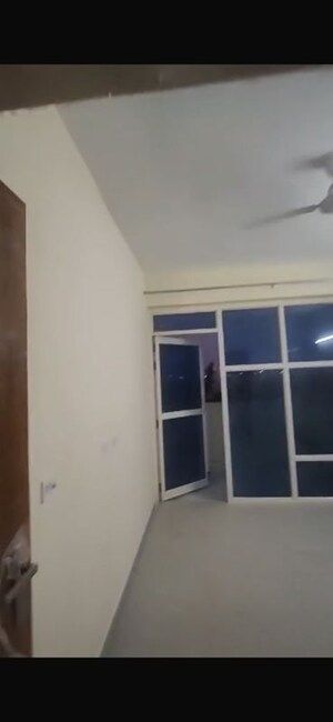Room in 2 BHK Apartment at Pyramid Square 67A, Sector 67 – for Rent